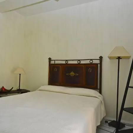 Luxury 7 Bd 5ba ' Private Access To The Sea' Marina di Belvedere