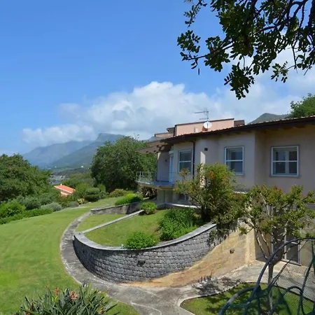 Luxury 7 Bd 5ba ' Private Access To The Sea'